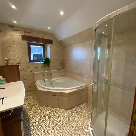 La Ferme De Fontenelle Bed & Breakfast Amillis